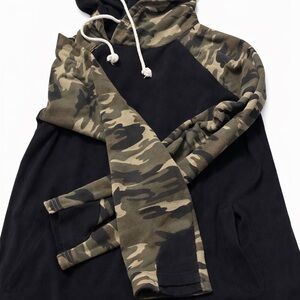 Women’s Ampersand Avenue DoubleHood Hoodie – Size XL Camouflage Sleeve Hoodie
